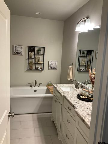 11978 Gillian Court, Tyler, TX 75703