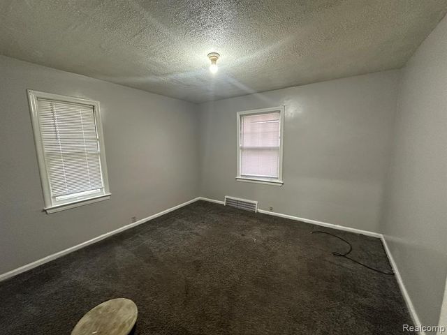 7785 Mettetal Street, Detroit, MI 48228