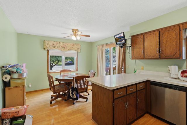 10824 95th Place N, Maple Grove, MN 55369