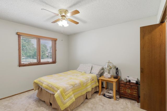 10824 95th Place N, Maple Grove, MN 55369