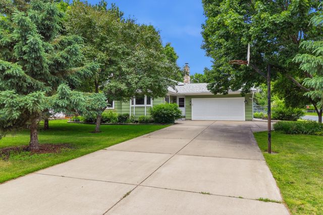 10824 95th Place N, Maple Grove, MN 55369