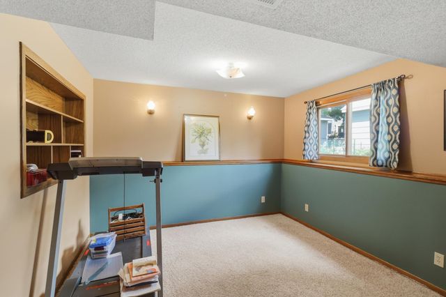 10824 95th Place N, Maple Grove, MN 55369