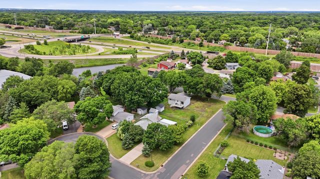 10824 95th Place N, Maple Grove, MN 55369