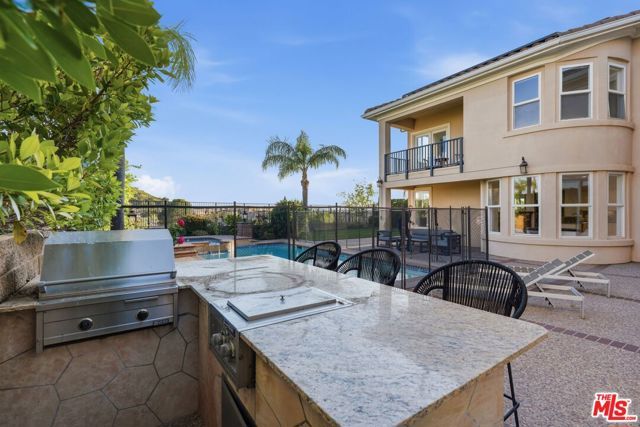 20274 Via Medici, Porter Ranch (los Angeles), CA 91326
