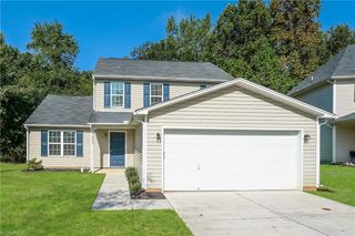 2049 Chapel Park Lane, Greensboro, NC 27405
