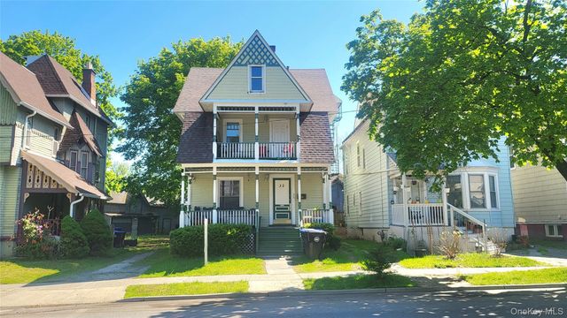 32 Hooker Avenue, Poughkeepsie, NY 12601