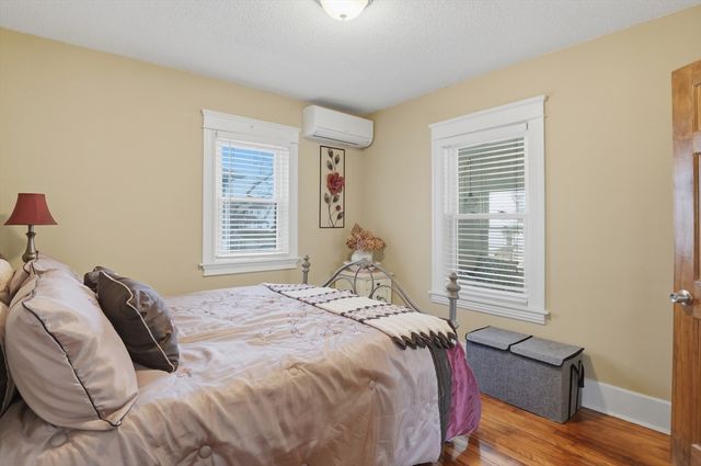 84 Eureka St., Worcester, MA 01603