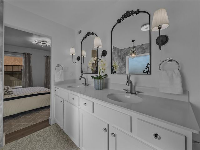 2121 Park Street, Greenville, TX 75401