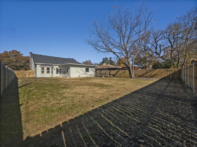 2121 Park Street, Greenville, TX 75401