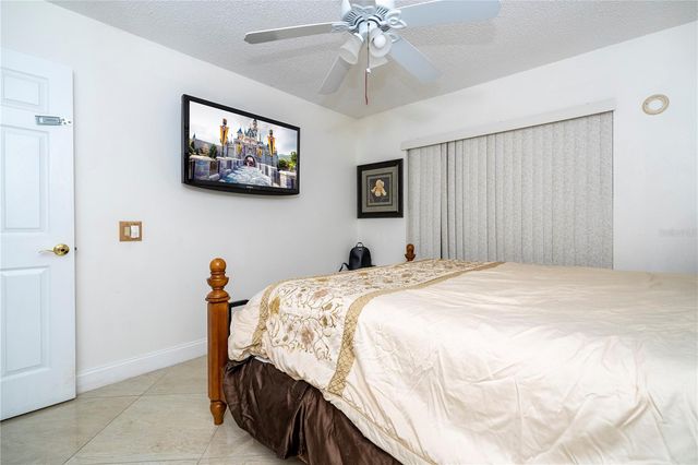 6013 CRYSTAL VIEW DRIVE, Orlando, FL 32819