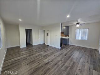 20754 Hartland 1, Winnetka (los Angeles), CA 91306