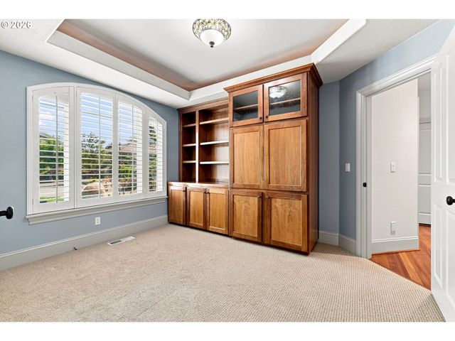 11725 Se BANBURY Cir, Happy Valley, OR 97086