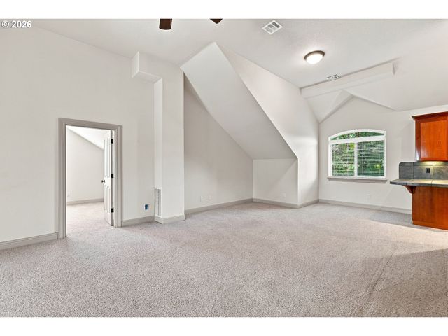 11725 Se BANBURY Cir, Happy Valley, OR 97086