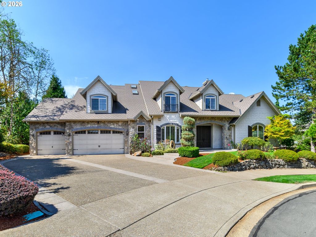 11725 Se BANBURY Cir, Happy Valley, OR 97086