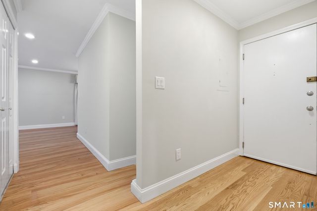 247 Hamilton Avenue 3, Stamford, CT 06902