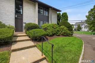 247 Hamilton Avenue 3, Stamford, CT 06902
