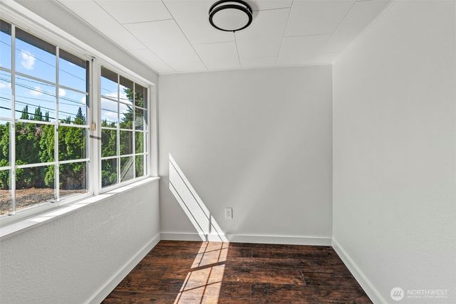 255 Douglas Street, Longview, WA 98632