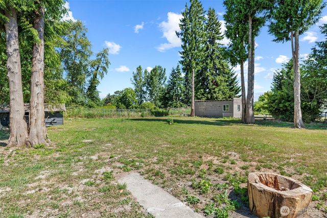 255 Douglas Street, Longview, WA 98632