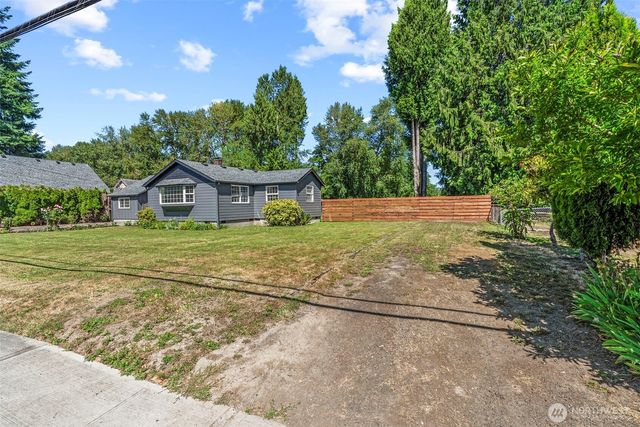 255 Douglas Street, Longview, WA 98632