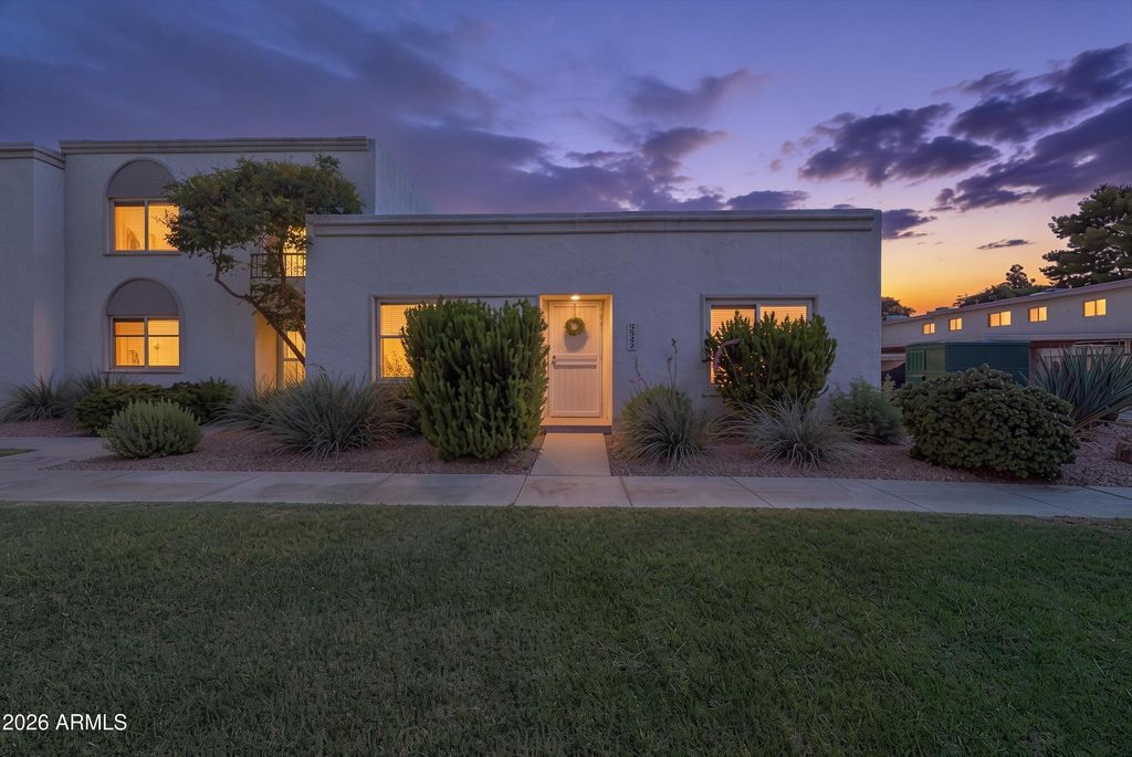 5942 N 83RD Street, Scottsdale, AZ 85250
