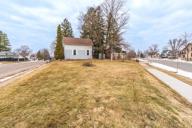 904 GRAND AVENUE, Merrill, WI 54452