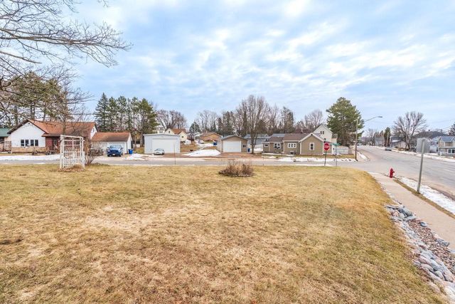 904 GRAND AVENUE, Merrill, WI 54452