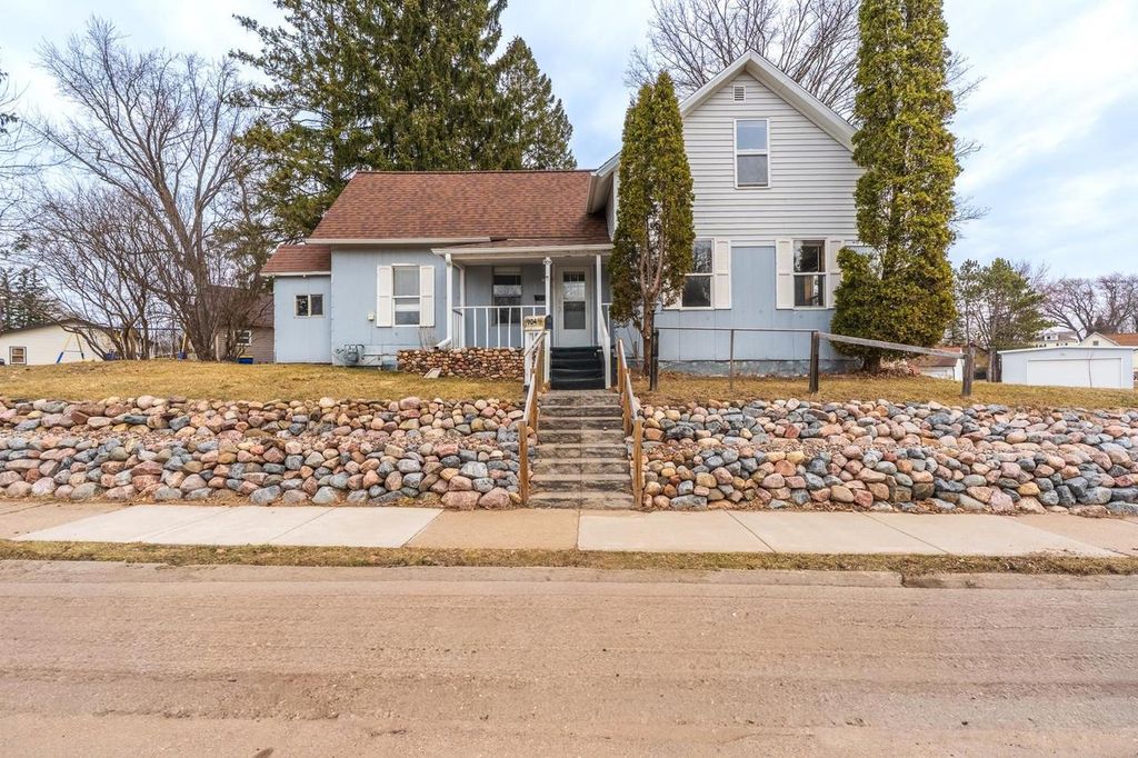 904 GRAND AVENUE, Merrill, WI 54452