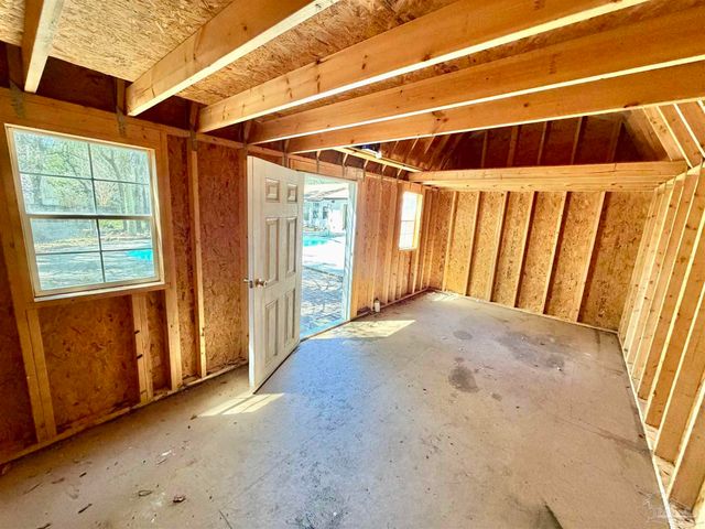 1556 Oak Shore Dr, Gulf Breeze, FL 32563