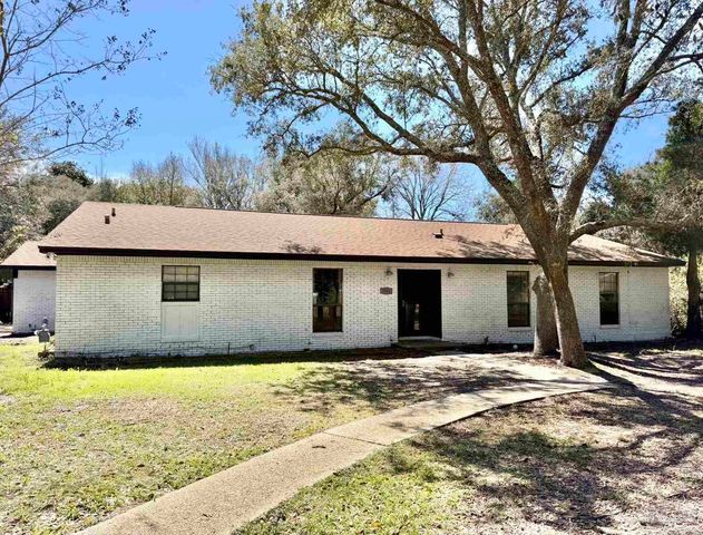 1556 Oak Shore Dr, Gulf Breeze, FL 32563