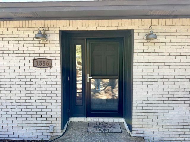 1556 Oak Shore Dr, Gulf Breeze, FL 32563