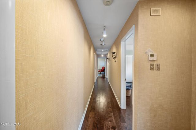 2060 Whitehall Rd, Ottawa Hills, OH 43606