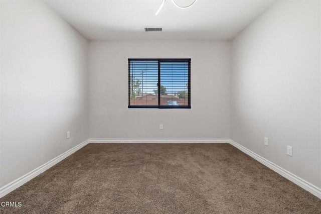 13115 Clallam Road, Apple Valley, CA 92308