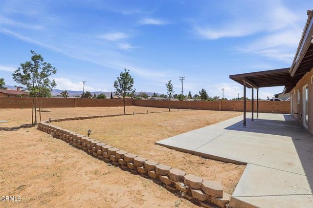 13115 Clallam Road, Apple Valley, CA 92308