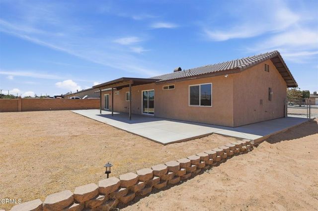 13115 Clallam Road, Apple Valley, CA 92308