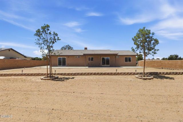 13115 Clallam Road, Apple Valley, CA 92308