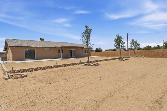 13115 Clallam Road, Apple Valley, CA 92308