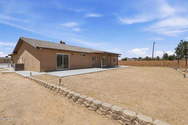 13115 Clallam Road, Apple Valley, CA 92308