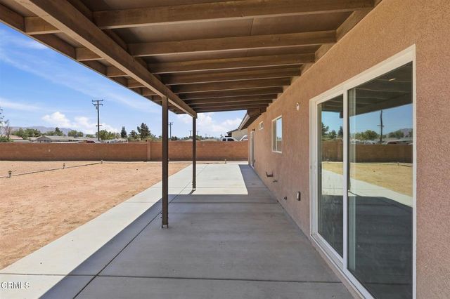 13115 Clallam Road, Apple Valley, CA 92308