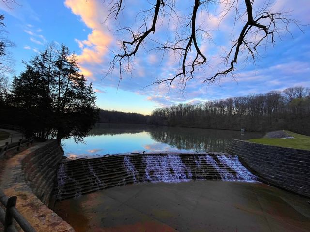 548 Buddy Rd, Burns, TN 37029