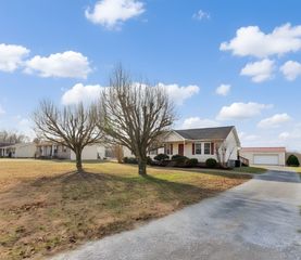 679 Airport Rd, Portland, TN 37148