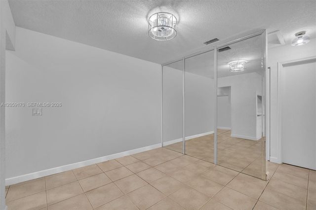 10015 NW 4th Street 203, Pembroke Pines, FL 33024