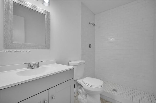 10015 NW 4th Street 203, Pembroke Pines, FL 33024