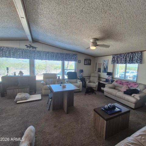 1980 S HILTON Road, Apache Junction, AZ 85119