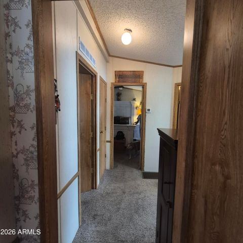 1980 S HILTON Road, Apache Junction, AZ 85119