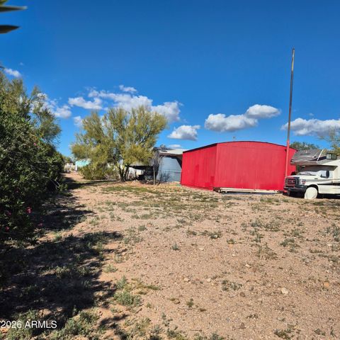 1980 S HILTON Road, Apache Junction, AZ 85119