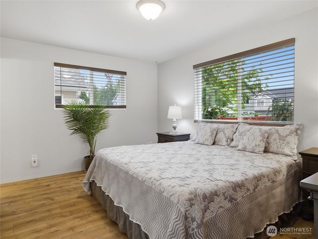 3709 4th Avenue NW, Olympia, WA 98502