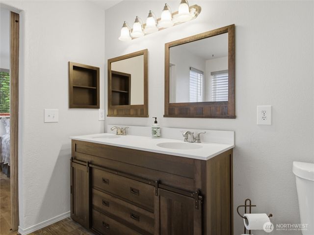 3709 4th Avenue NW, Olympia, WA 98502