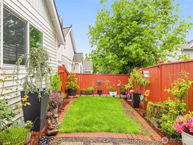 3709 4th Avenue NW, Olympia, WA 98502