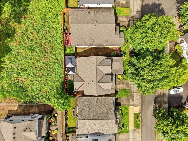 3709 4th Avenue NW, Olympia, WA 98502