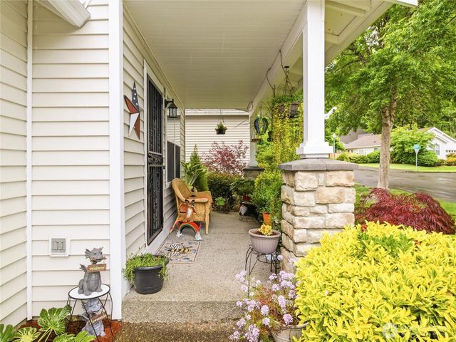 3709 4th Avenue NW, Olympia, WA 98502